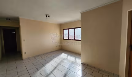 Apartamento com 02 dormitórios no bairro Vila São Judas Tadeu