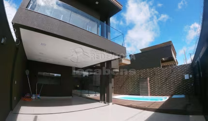 Sobrado localizado no Setvalley com 3 dormitórios sendo 2 tipo apartamento