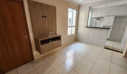 Apartamento de 2 dormitórios com armários no Rios di Itália
