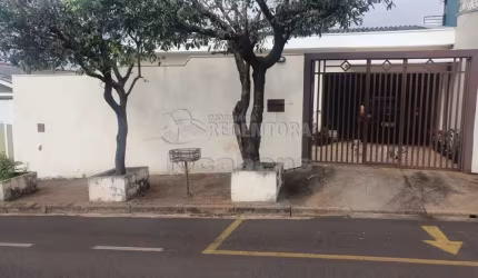 Casa Padrão em São José do Rio Preto