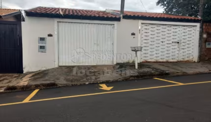 Casa / Padrão - Parque das Aroeiras II - Venda - Residencial