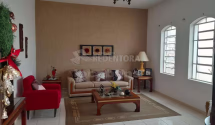 Casa Padrão em São José do Rio Preto