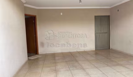 Casa de 3 dormitórios no Parque Residencial Lauriano Tebar II