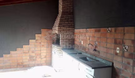 Excelente Casa à Venda