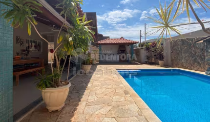 Casa Sobrado em São José do Rio Preto