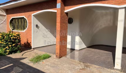 Casa com 3 quartos à venda na Vila Aeroporto, São José do Rio Preto , 246 m2 por R$ 650.000