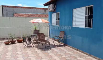 Casas 376 m² Jardim Simões