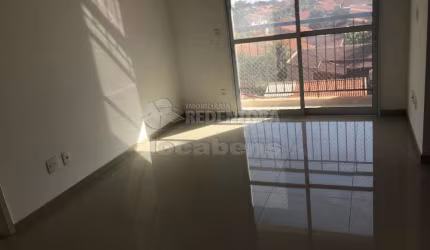 Apartamento 02 dormitórios Jardim Sônia