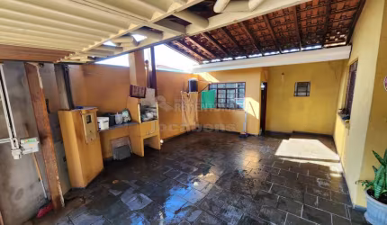 Venda Casa 02 dormitórios Vila Diniz