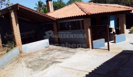 Chácara em Adolfo Venda