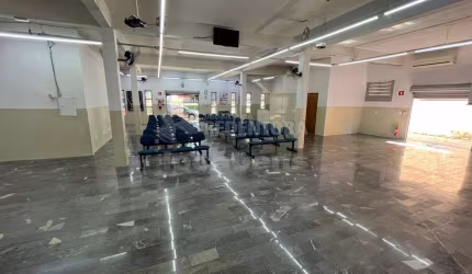 Salão Comercial 710m² Jardim das Oliveiras