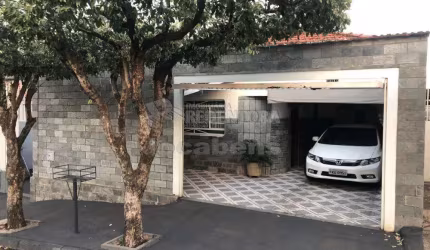 Casa / Padrão - São Francisco - Venda - Residencial