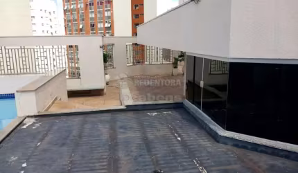 Apartamento com 03 dormitórios na Vila Imperial