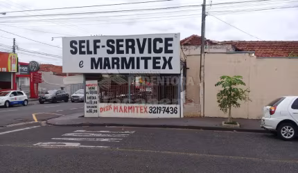 Prédio Comercial com Residência.