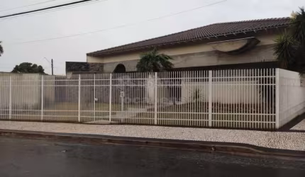 Casa Padrão em Lins
