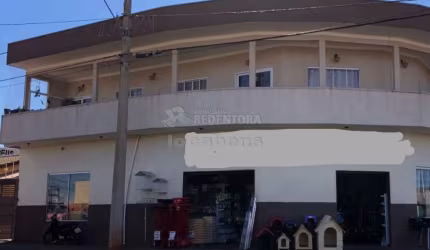 Sobrado com Salão Comercial Venda Guapiaçu - SP