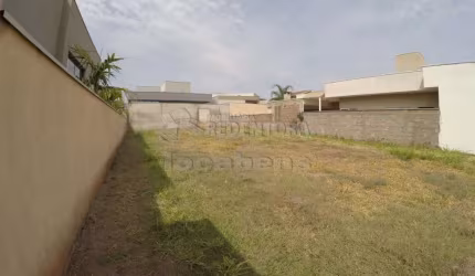 Terreno Condomínio em São José do Rio Preto