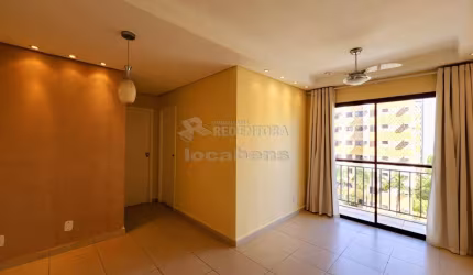 Apartamento com 2 dormitórios com armários embutidos no Condomínio Green Life II.