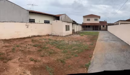 Sobrado a venda 03 dorm Vitoria Regia