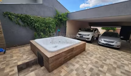 Casa Residencial 04 dormitórios - Jardim Tarraf II