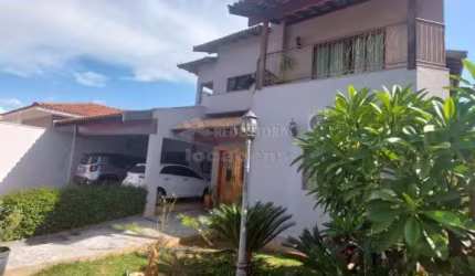 Casa Sobrado 03 Dormitórios - Tarraf 2