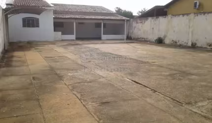 Casa Residencial 02 dormitórios - Jardim Caparroz