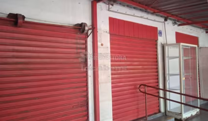 Salão Comercial com Casa nos Fundos 02 Dormitórios - Vila São Judas Tadeu