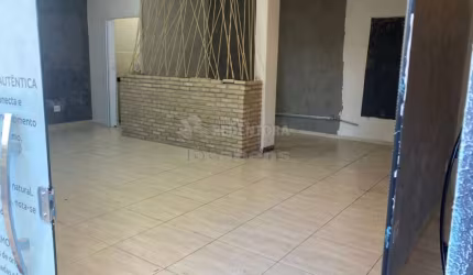 Salão Comercial bem localizado no bairro Vila Maceno