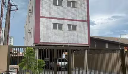 Higienópolis - Apartamento com 1 dormitório com armário embutido, banheiro com box e gabinete, sala com 2 ambientes, cozinha completa de armários