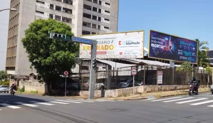 Centro - Redentora - Terreno de esquina