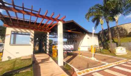Casa Sobrado Residencial 03 dormitórios - Giardino II