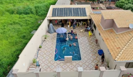Sitio Nhandeara com 3 dormitórios e piscina