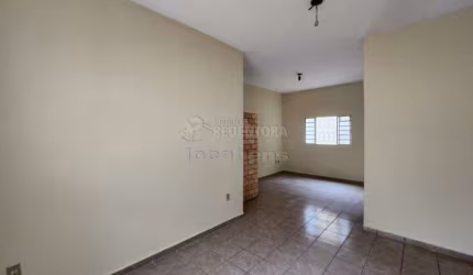Casa de 3 dormitórios, sendo 1 tipo apartamento com armário embutido no bairro Parque do Sol.