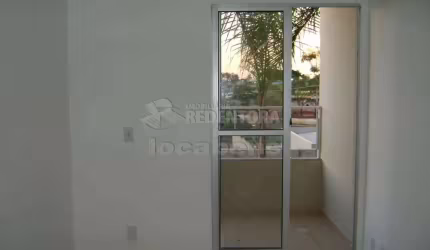 Apartamento no Spazio Rio Fraser com 02 dormitórios, 02 banheiros e 01 vaga de garagem.