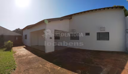 Cidade Jardim, casa com 2 dormitórios em terreno de 590m², em bom local, alugada.