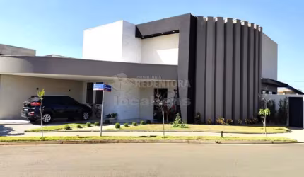 Maria Julia casa com 3 dormitórios sendo 1 suíte