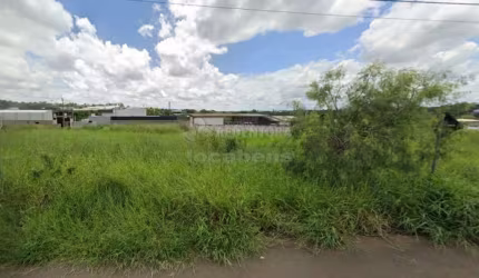 Terreno comercial com 455m² no Loteamento Empresarial Spotti