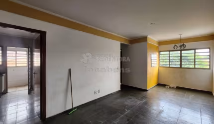 Apartamento de 02 dormitórios no Residencial Beira Rio