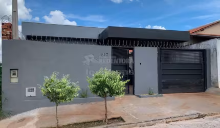 Residencial Santa Regina - Casa com 2 quartos