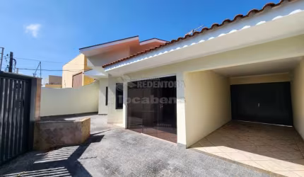 Casa Locação com 03 dormitórios no Jardim Municipal