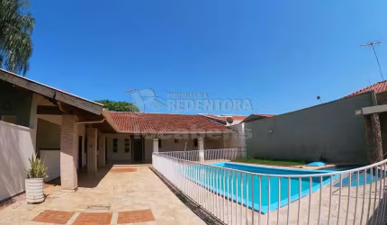 Casa Residencial para Locação - 2 Dormitórios / Jardim Maracanã