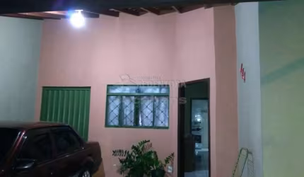 Casa de 2 dormitórios, sendo 1 com ar condicionado no bairro Jardim Nunes