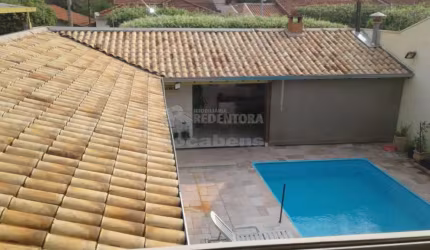 Conceição - Sobrado - Bom Local, 1 suite com hidro e 2 dormitórios, Piscina, varanda Gourmet, Balcão Refrigerado