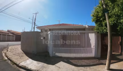 Casa / Padrão - Jardim Caparroz - Venda de imóvel já locado - Residencial