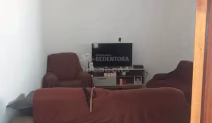 Ótima Casa Residencial para Venda - 4 Dormitórios / Jardim Gisette