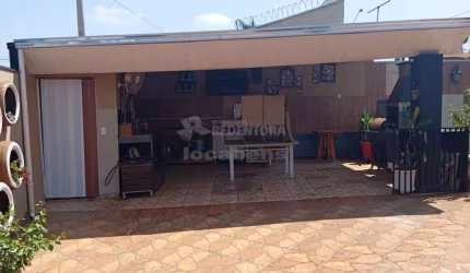 Ótima Casa Residencial para Venda - 2 Dormitórios / Centro (Engenheiro Schmitt)