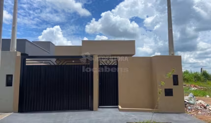 Ótima Casa Nova para Venda - 2 Dormitórios / Lago Sul II
