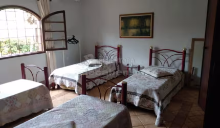 Rural Rancho em Fronteira