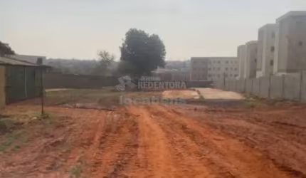 Ótimo Terreno Comercial com 3.000m² para Locação - Vila Clementina