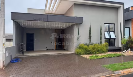 Casa Condomínio em Mirassol